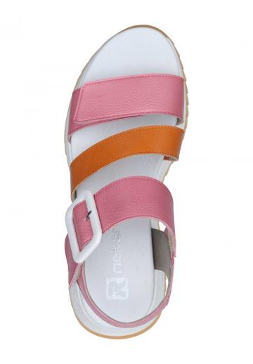 Босоножки на танкетке