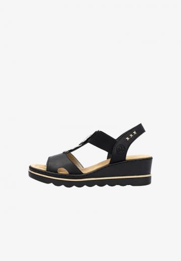 Босоножки на танкетке