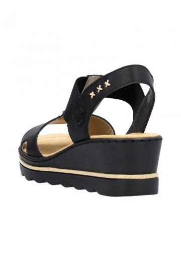 Босоножки на танкетке