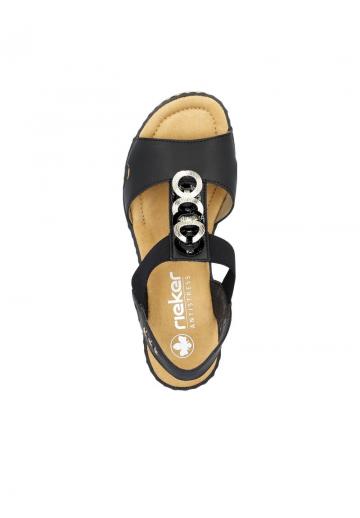 Босоножки на танкетке