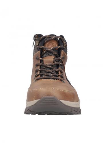 Ботинки на шнуровке