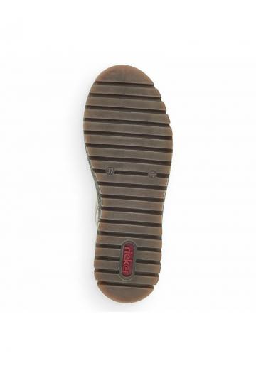 Зимние ботинки