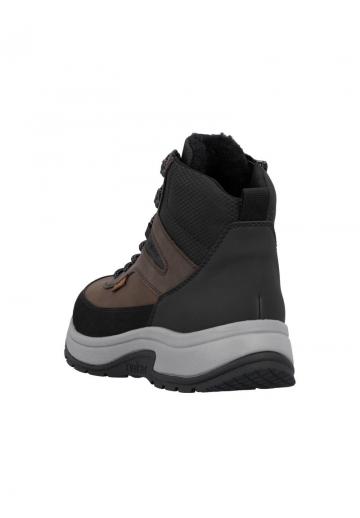 Зимние ботинки