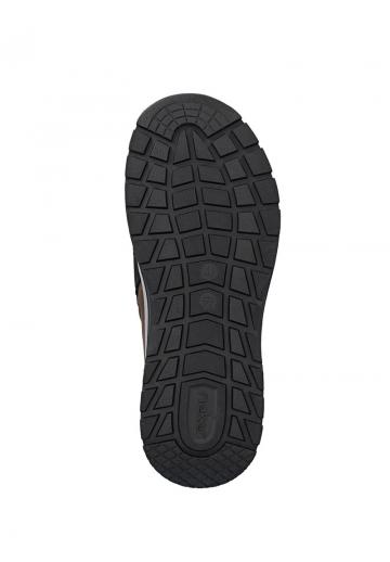 Зимние ботинки