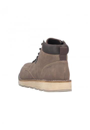 Зимние ботинки