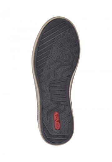 Зимние ботинки