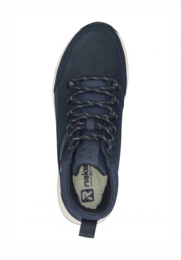 Ботинки на шнуровке