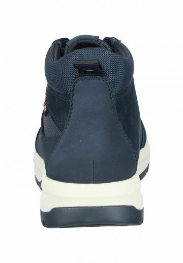 Ботинки на шнуровке