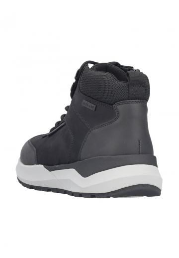 Ботинки на шнуровке