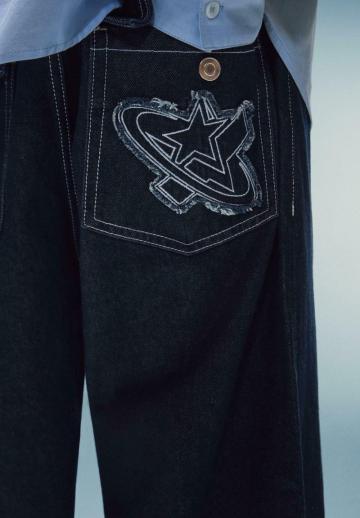 Прямые джинсы