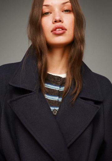 Шерстяное пальто