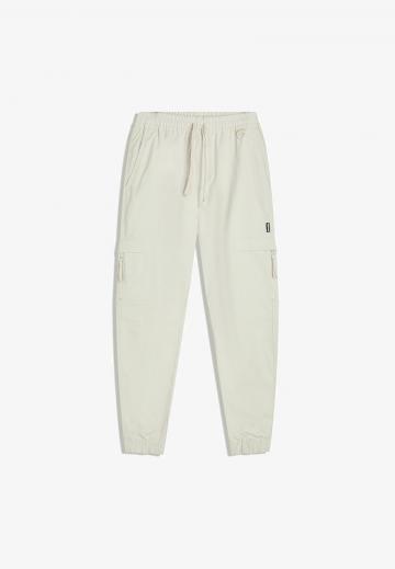 Брюки с накладными карманами