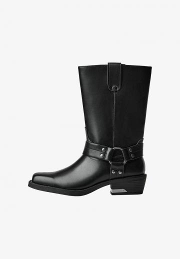 Ковбойские сапоги