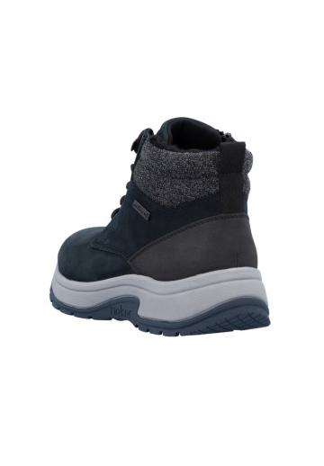 Зимние ботинки