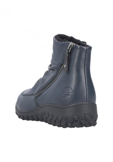 Сапожки на танкетке