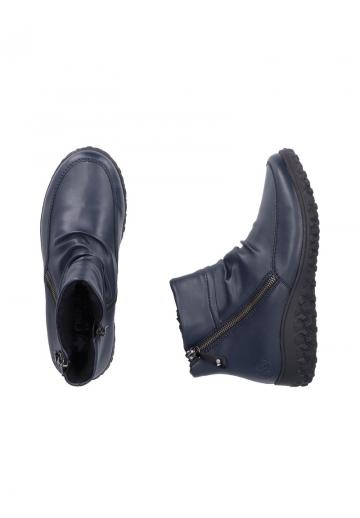 Сапожки на танкетке