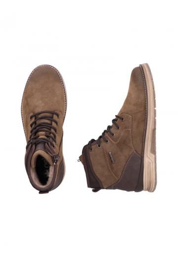 Зимние ботинки