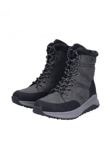 Сапожки на танкетке