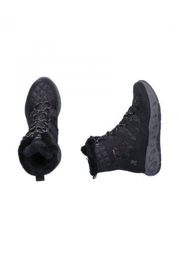 Зимние ботинки