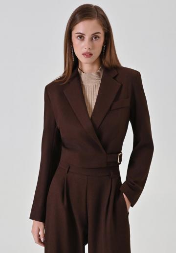 Короткая куртка