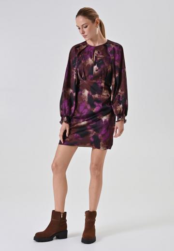 Короткое платье