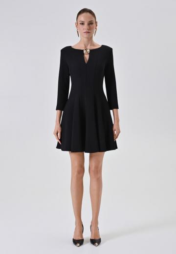 Платье футляр