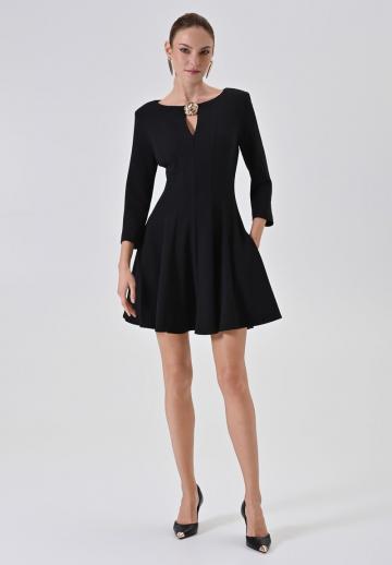 Платье футляр