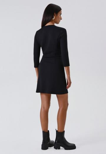 Короткое платье