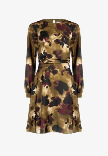 Короткое платье