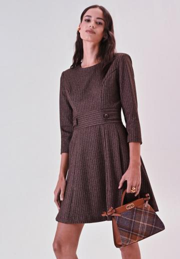 Короткое платье