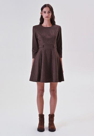 Короткое платье