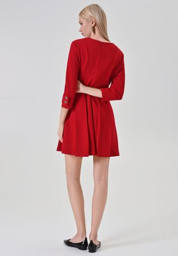 Короткое платье