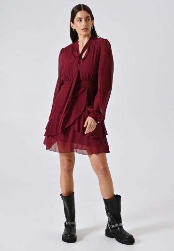 Короткое платье