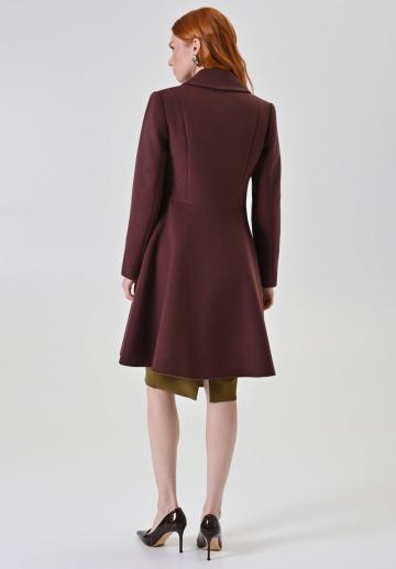 Короткое пальто