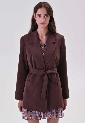 Короткое пальто