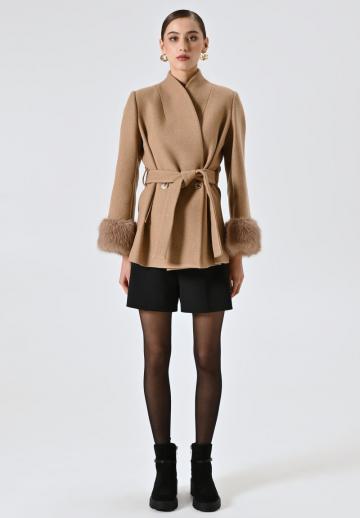 Короткое пальто