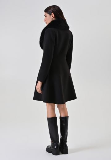 Короткое пальто