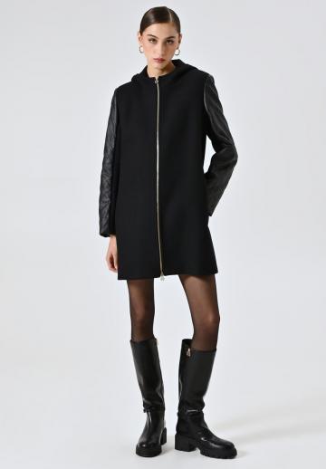 Короткое пальто