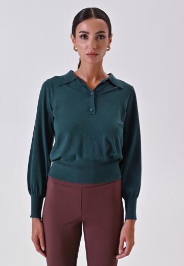 Пуловер с воротником поло