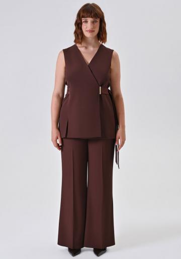 Длинный жилет