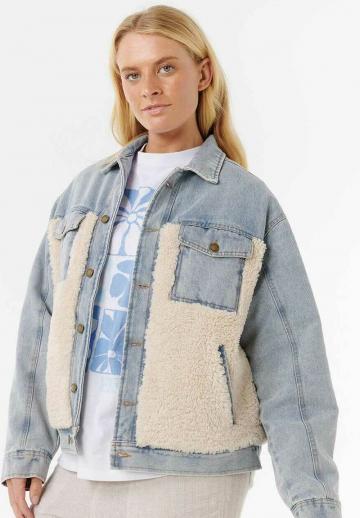 Джинсовая куртка