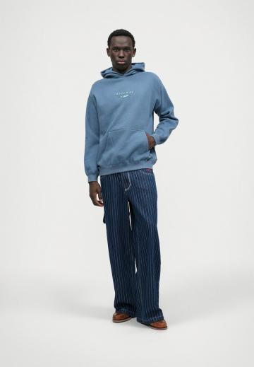 Пуловер с капюшоном