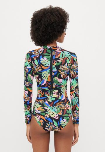 Слитный купальник