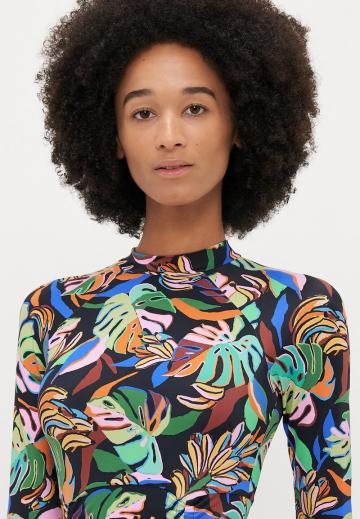 Слитный купальник