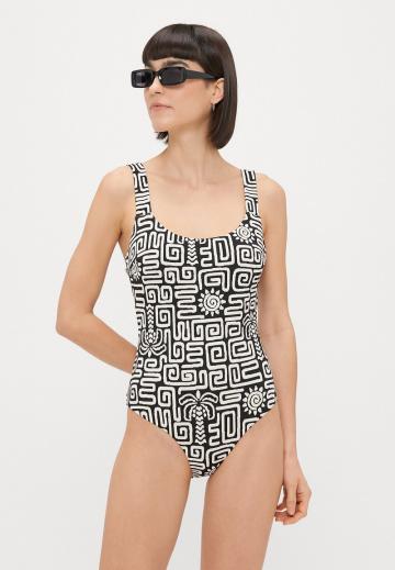 Слитный купальник