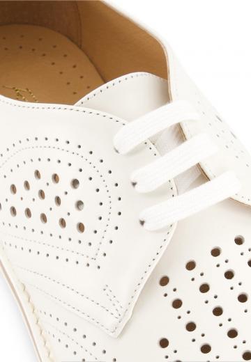 Ботинки на шнуровке