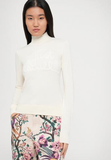 Джинсы бойфренда