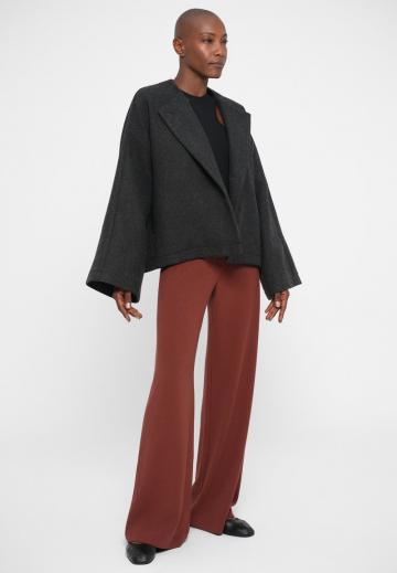 Короткое пальто