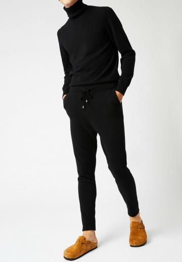 Спортивные штаны