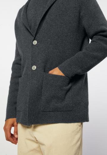 Вязаная кофта